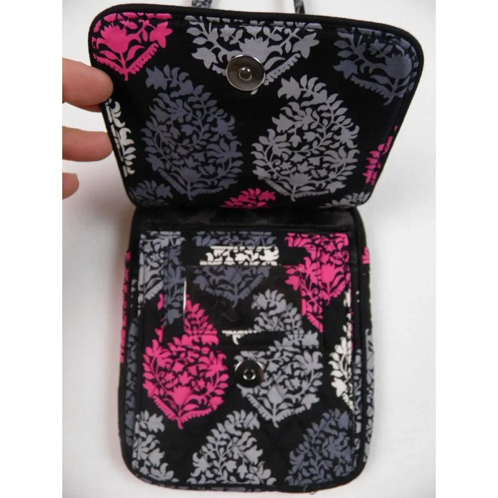 Vera Bradley Quilted Black/Gray/Pink Small Crossbody Purse Adjustable Strap‎ Zip